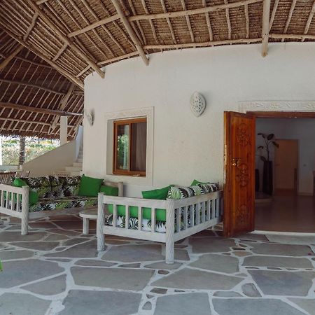 Baobab Village Watamu Exteriör bild