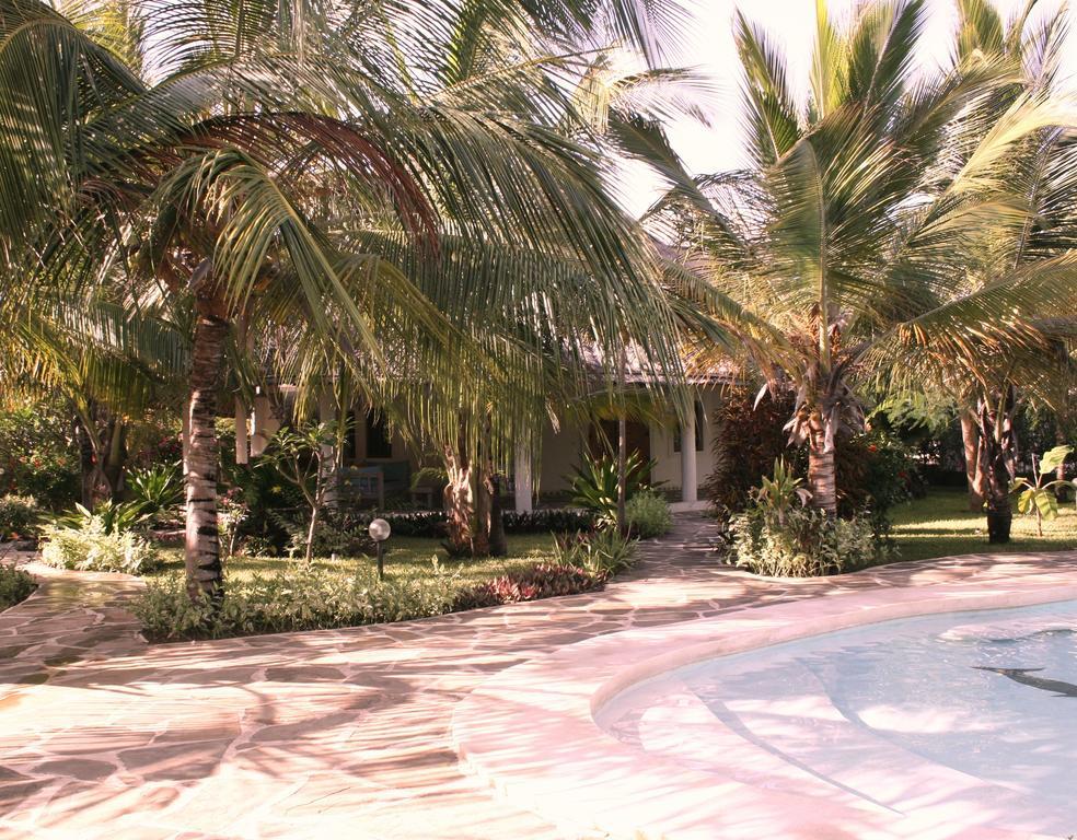Baobab Village Watamu Rum bild