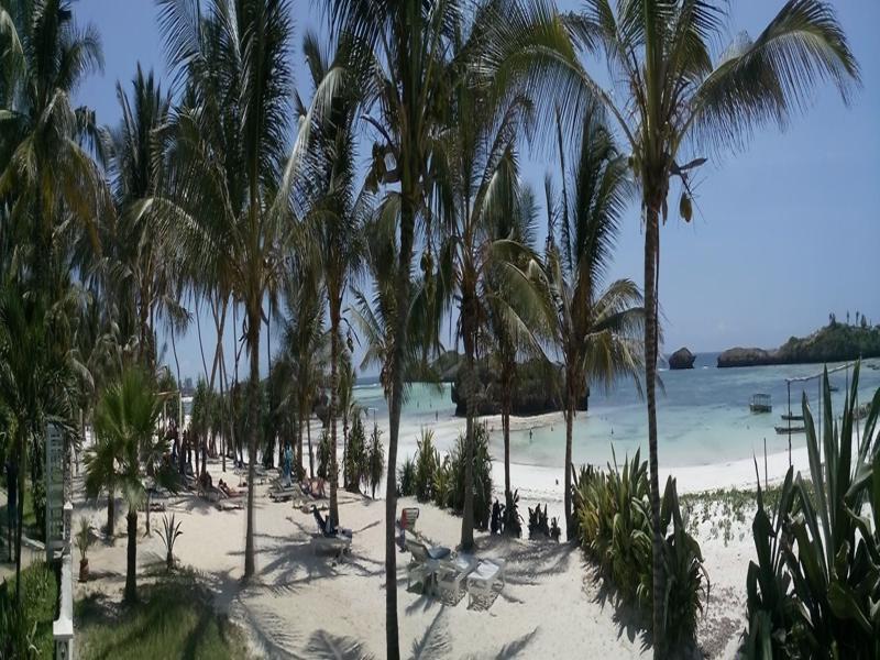 Baobab Village Watamu Exteriör bild